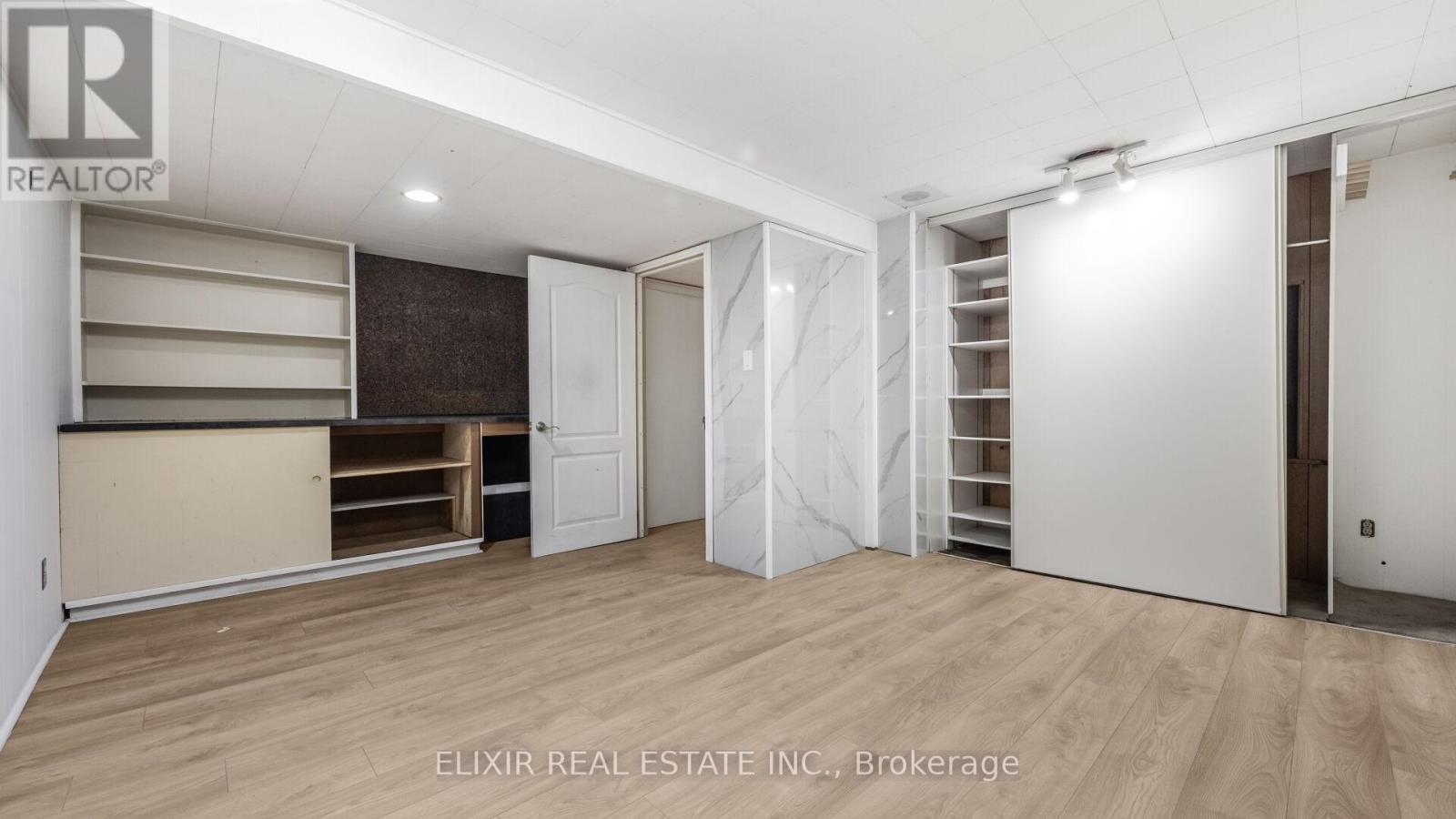 43 BROMLEY CRESCENT - 37