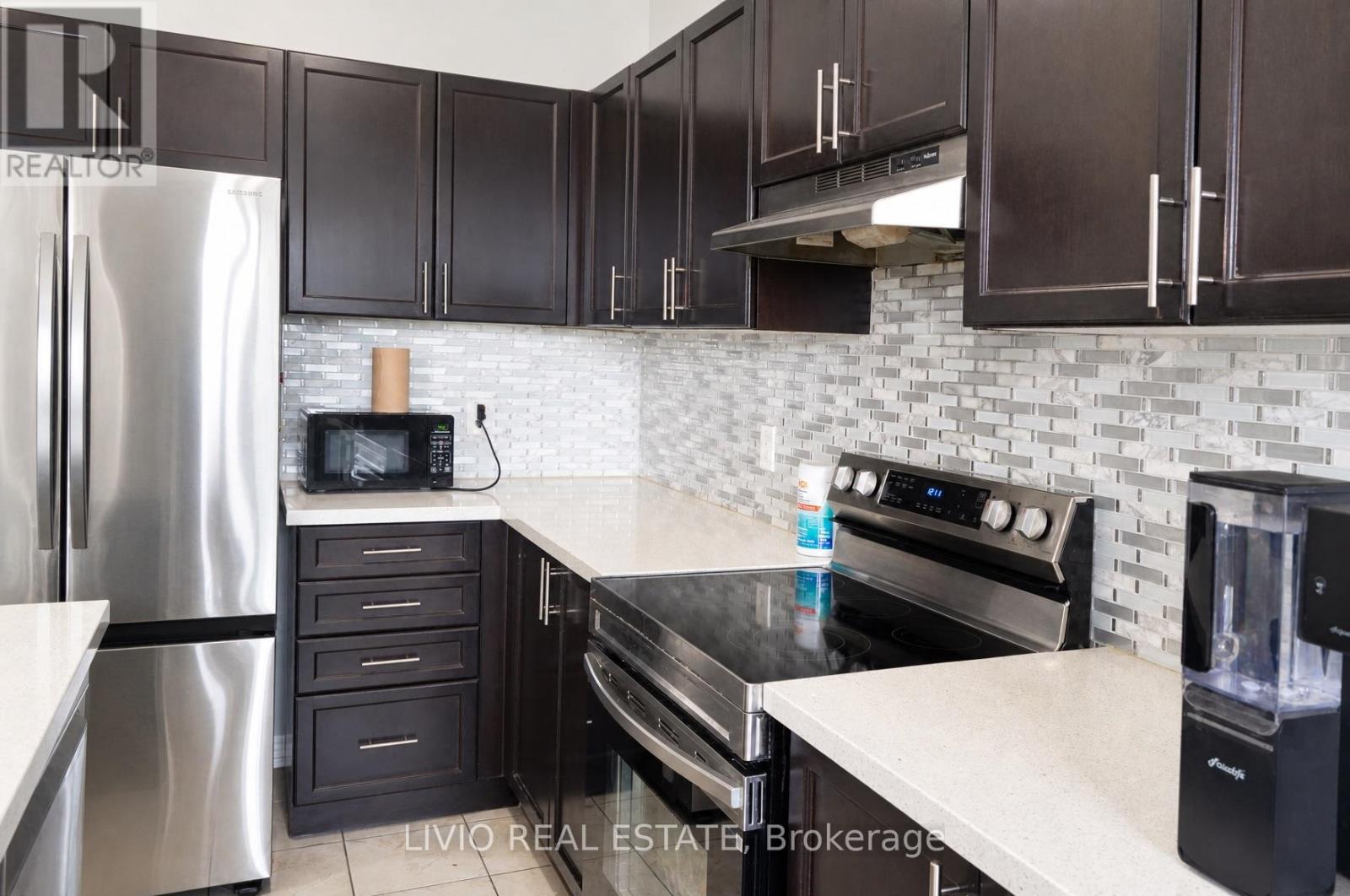 34 DAVENFIELD CIRCLE - 29