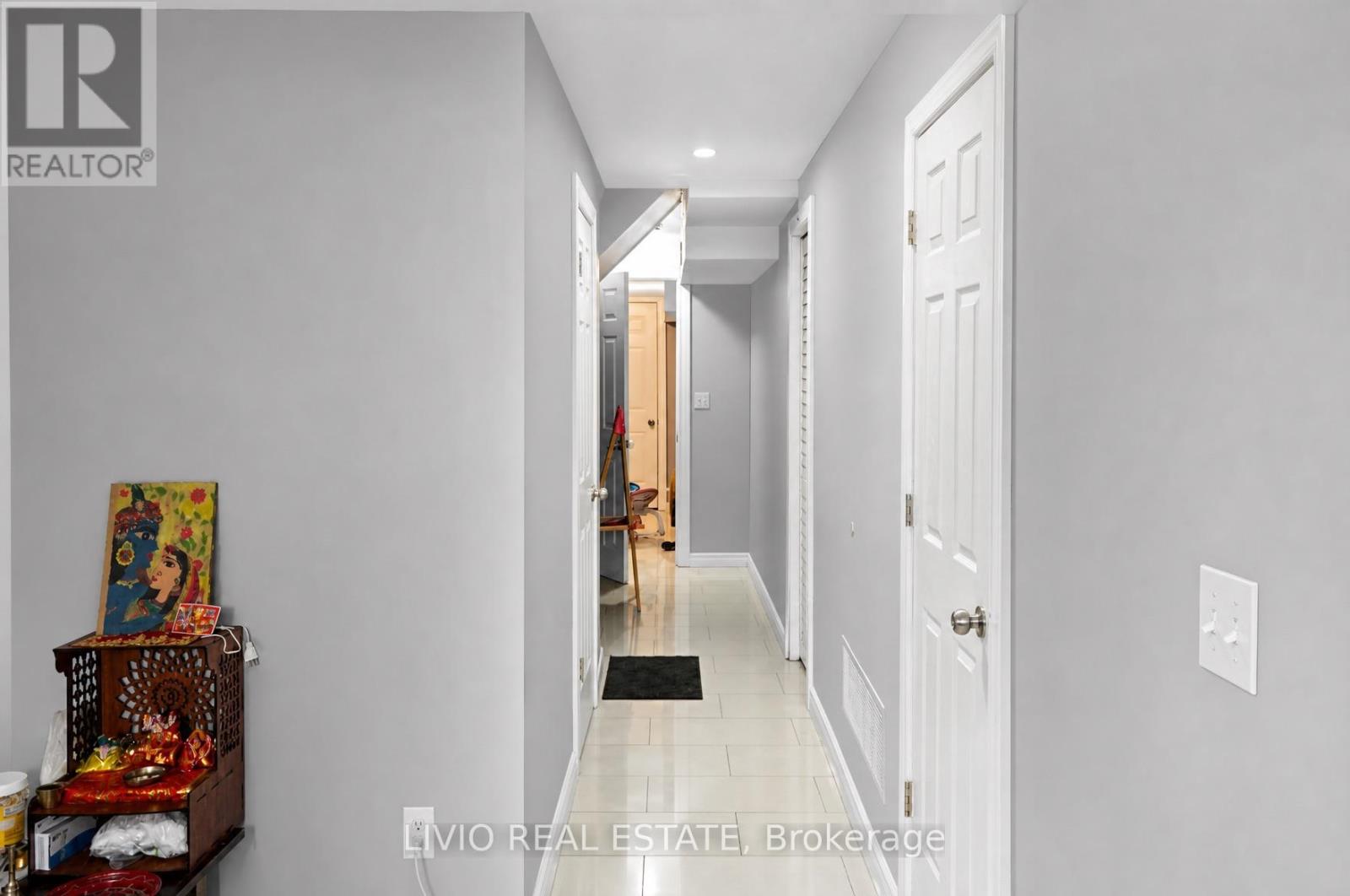 34 DAVENFIELD CIRCLE - 38