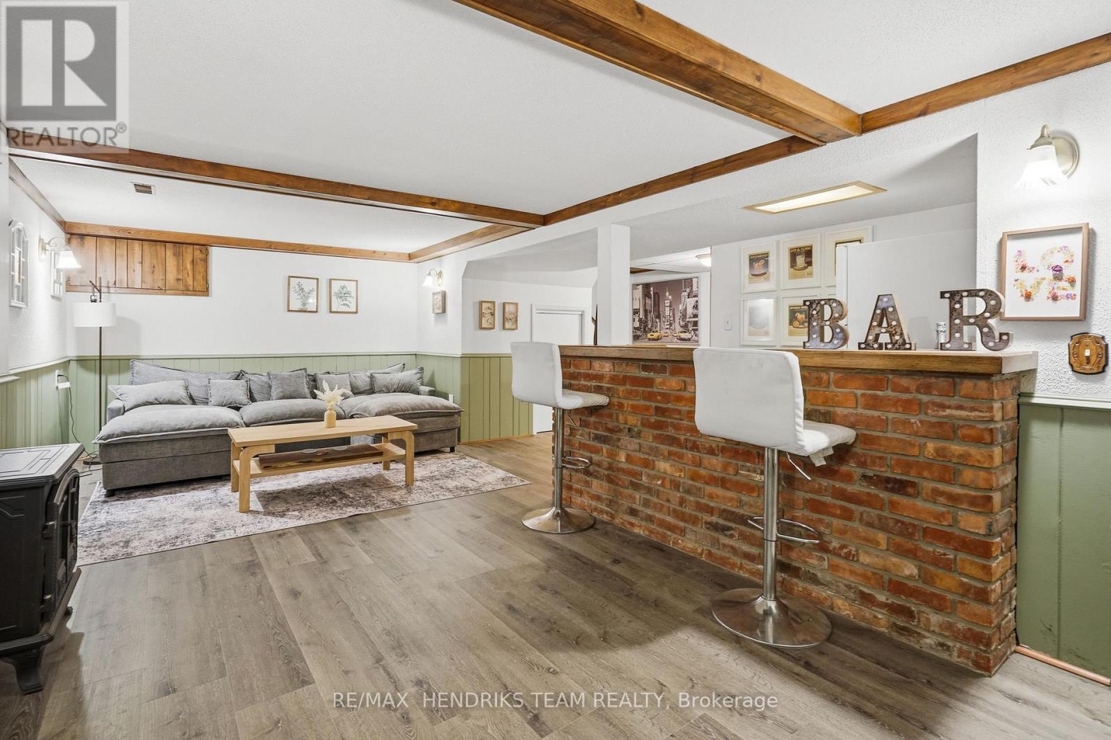 32 HANSON DRIVE - Image 16