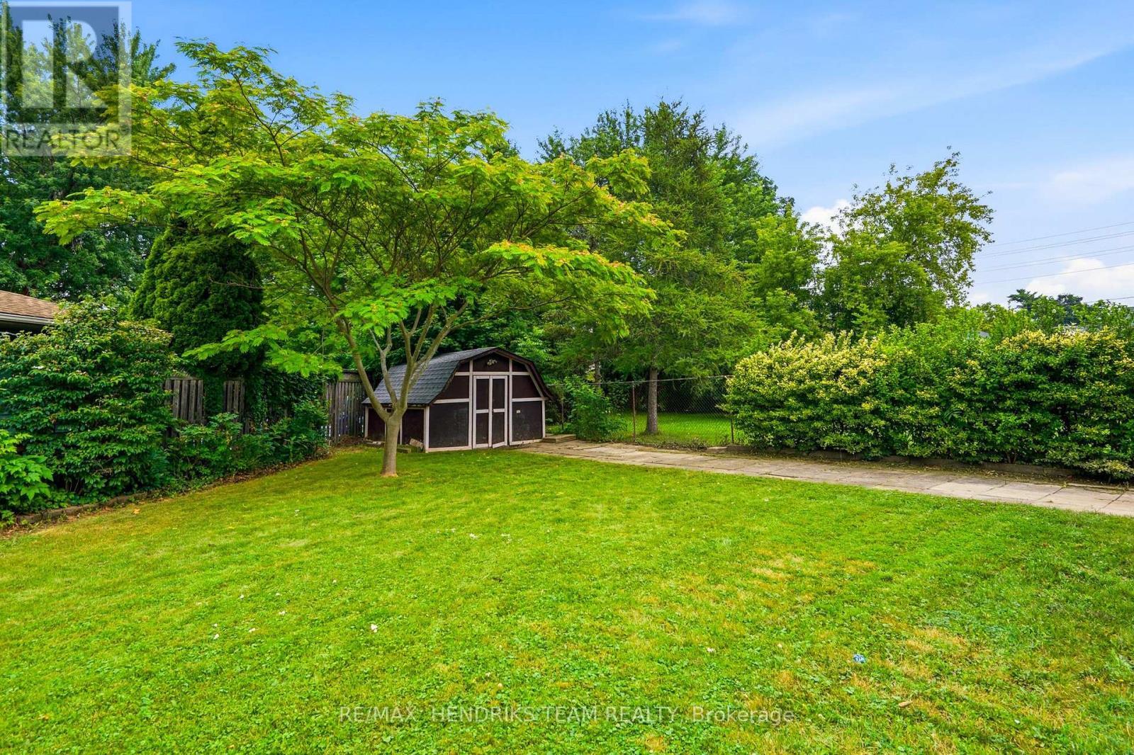 32 HANSON DRIVE - Image 23