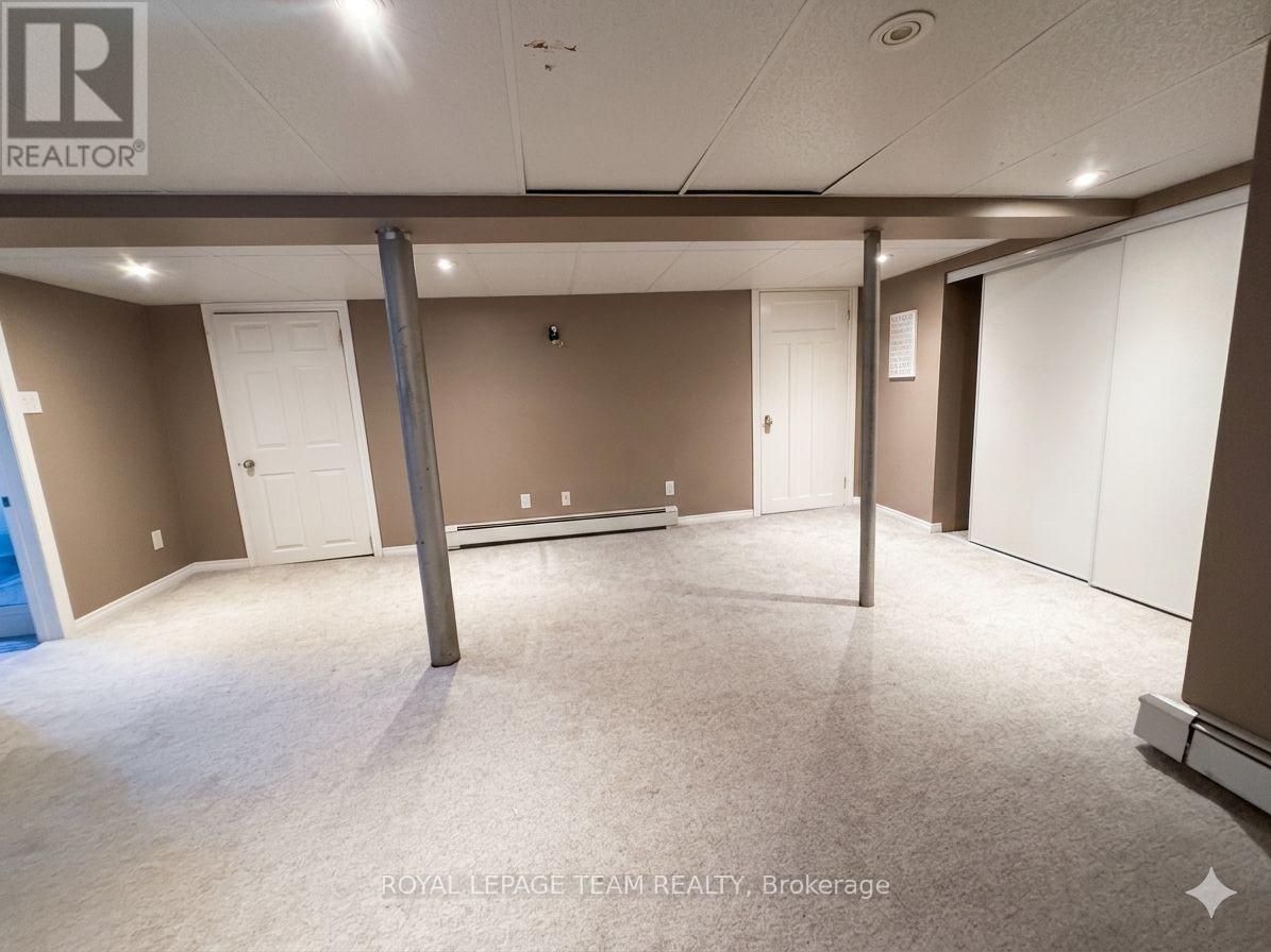 444 PARKDALE AVENUE - 16