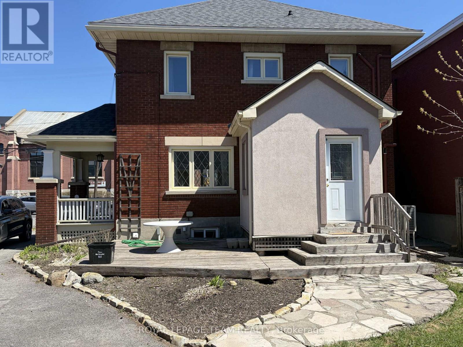 444 PARKDALE AVENUE - 19