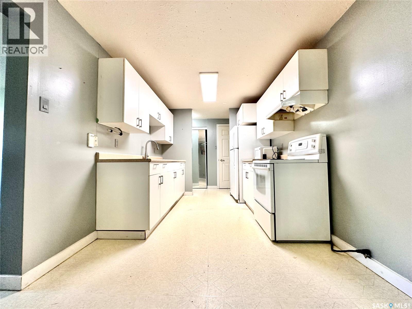 #4 3625 Chaben PLACE - 9