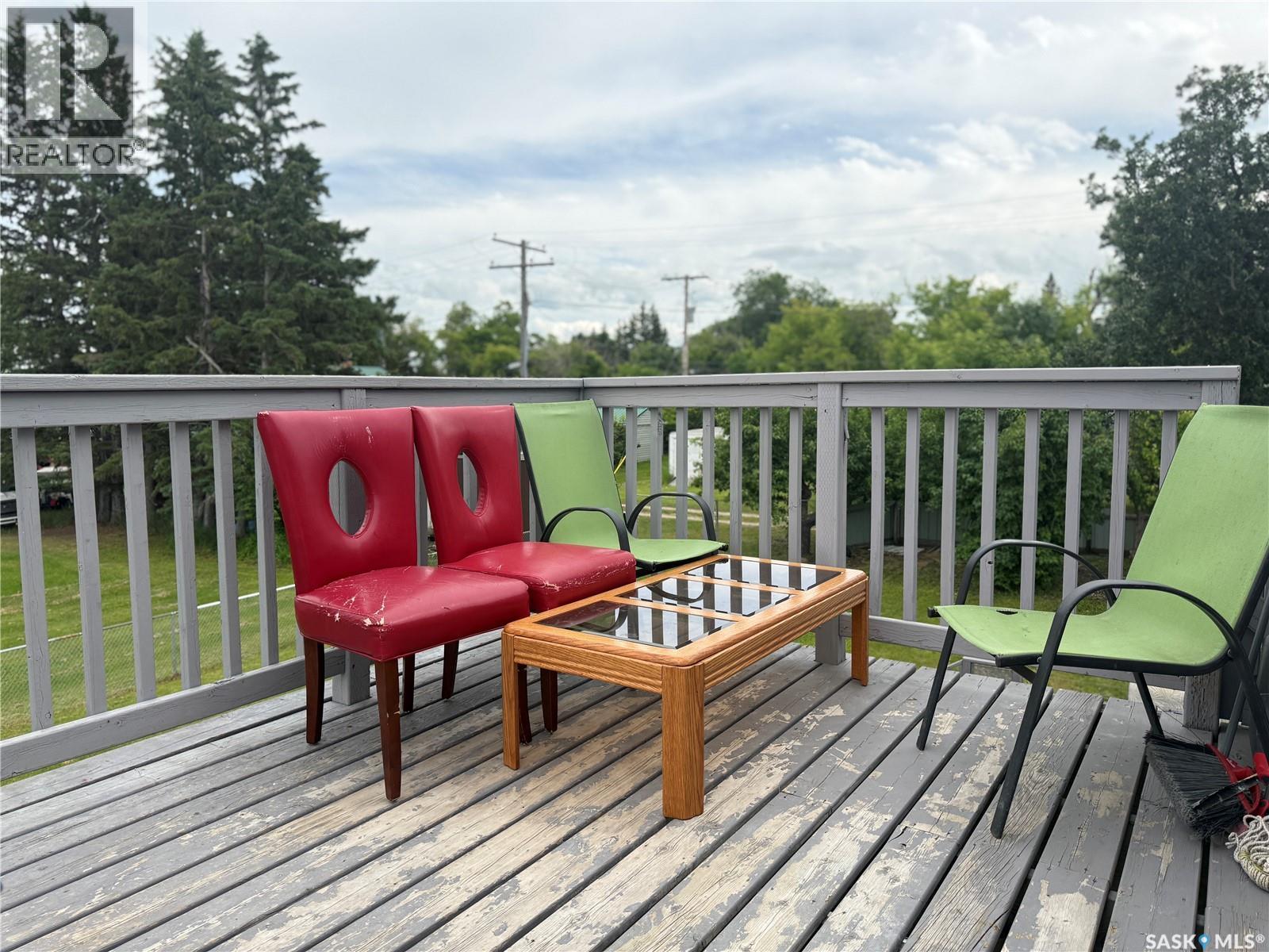 707 Railway AVENUE - 23