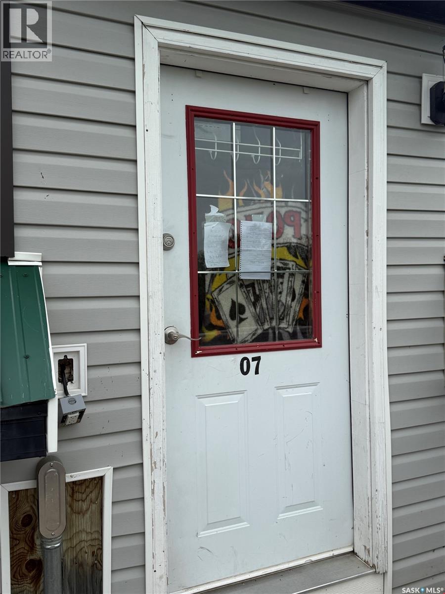 707 Railway AVENUE - 24
