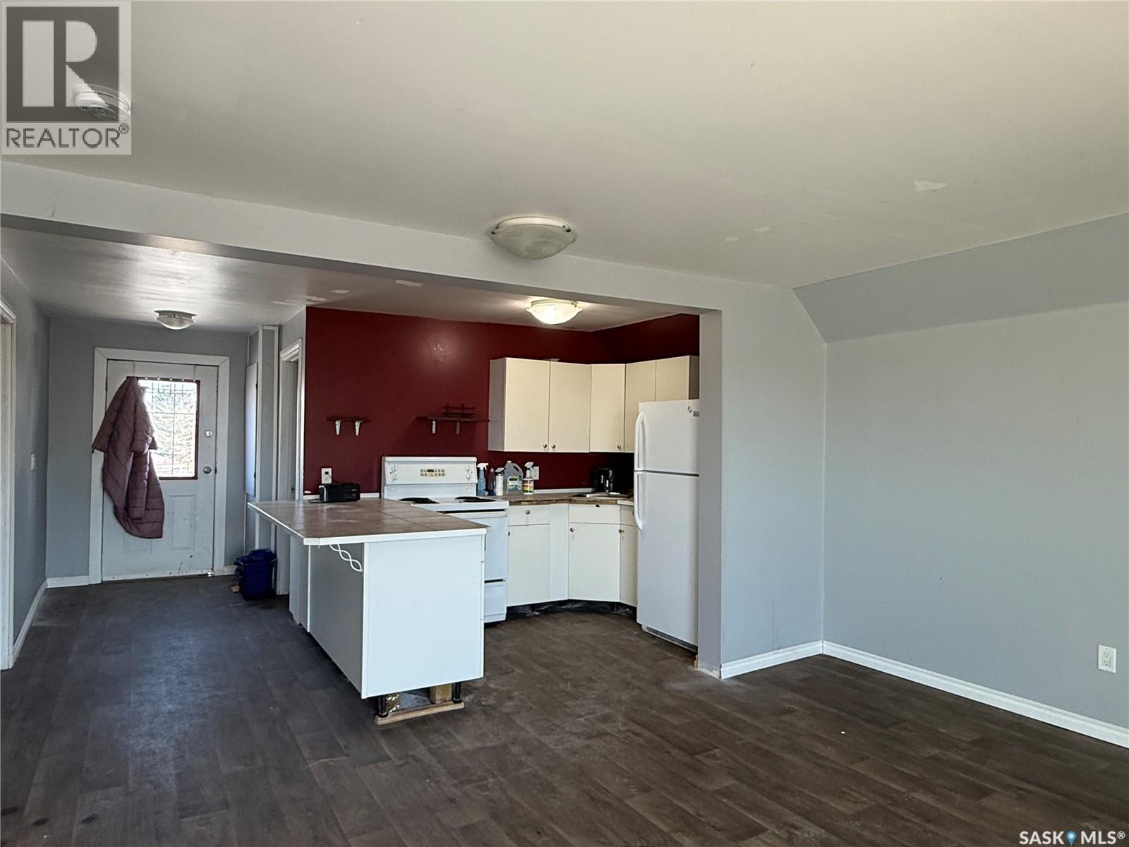 707 Railway AVENUE - 29