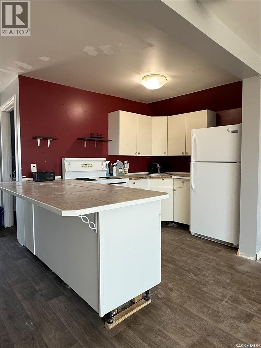707 Railway AVENUE - 30