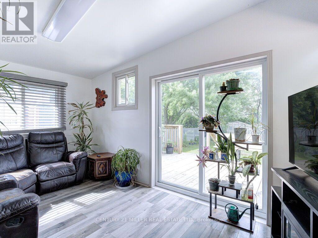 154 LUSCOMBE STREET - 23
