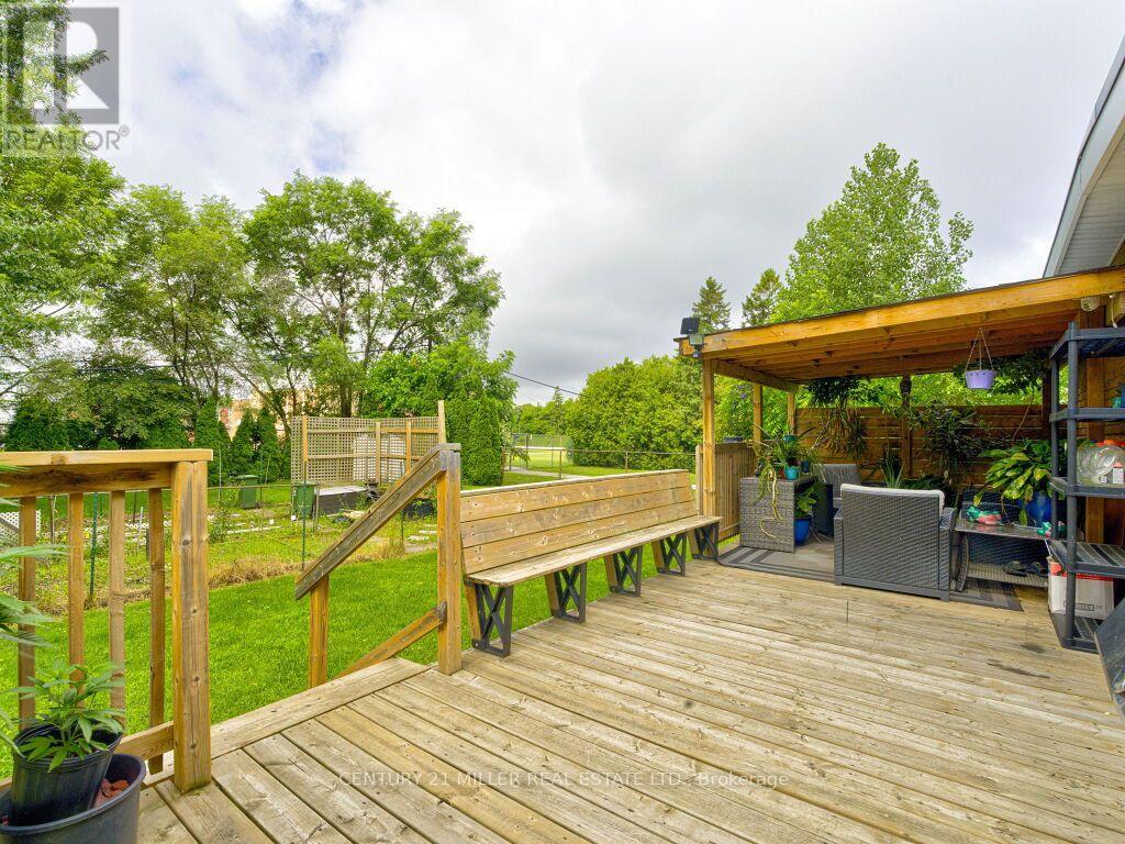 154 LUSCOMBE STREET - 25