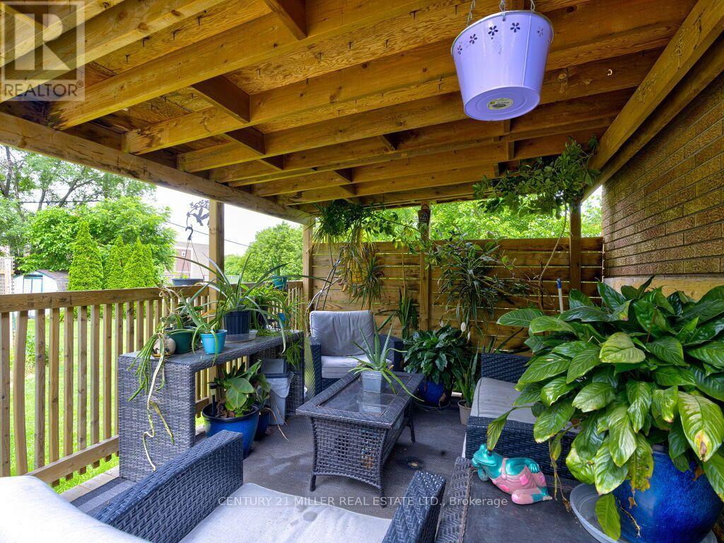 154 LUSCOMBE STREET - 27