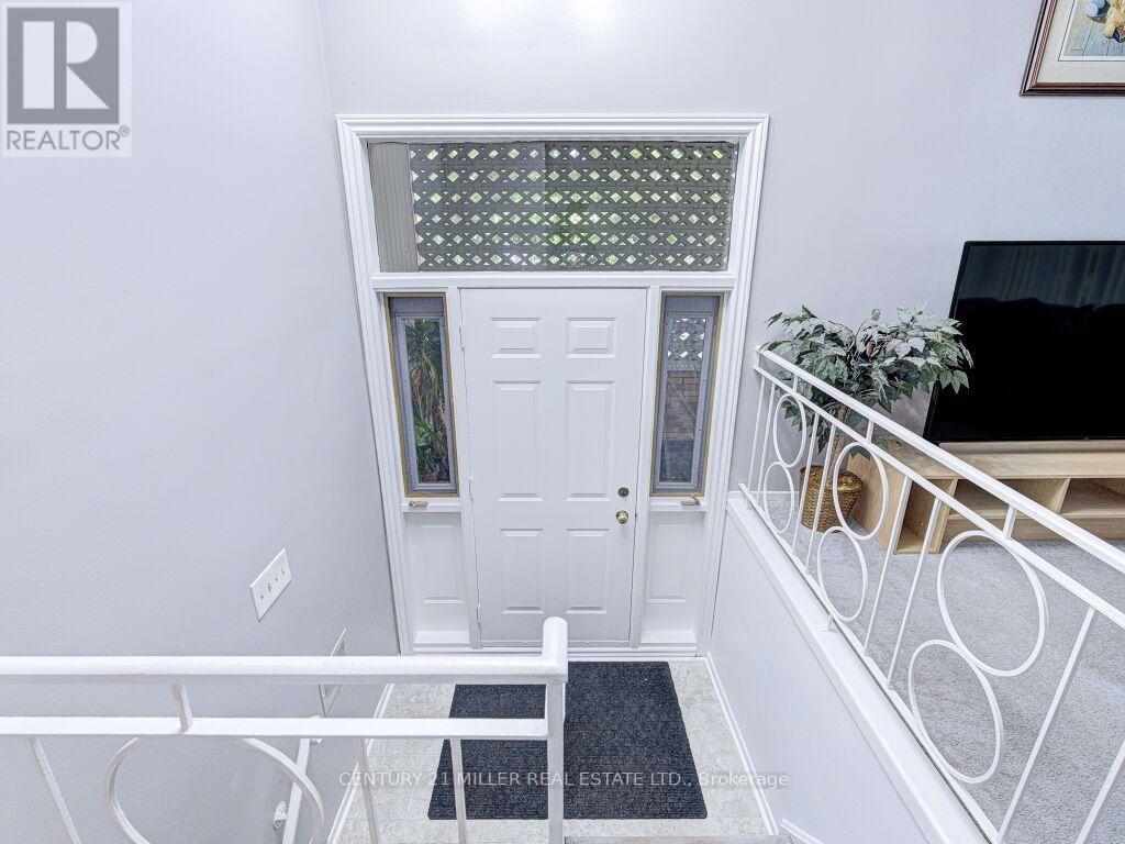154 LUSCOMBE STREET - 6