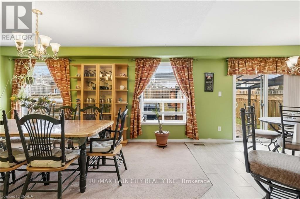 156 OSBORN AVENUE - 17