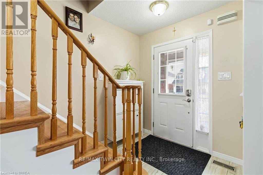 156 OSBORN AVENUE - 5