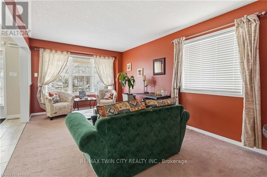 156 OSBORN AVENUE - 9