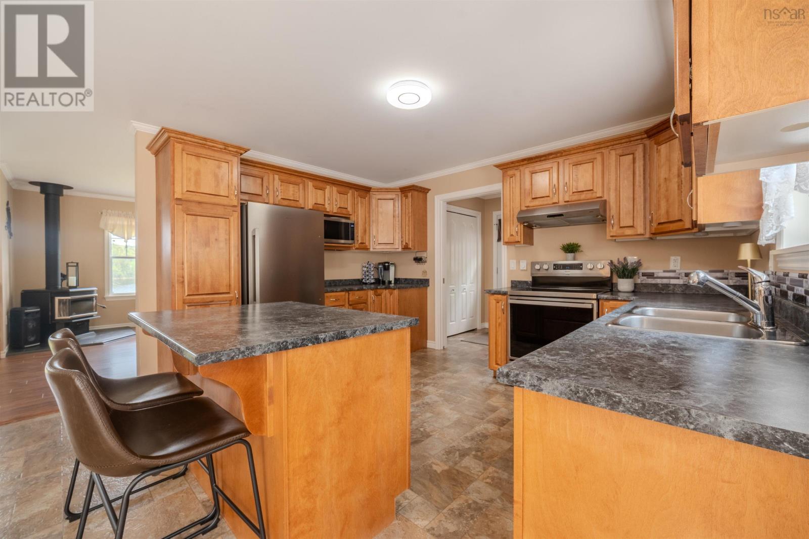 212 Puddle Road - 12