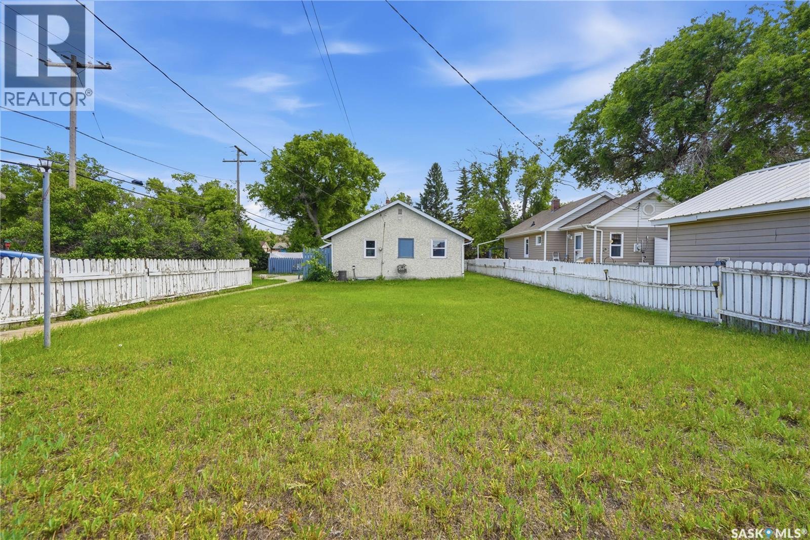 916 Iroquois STREET W - 29