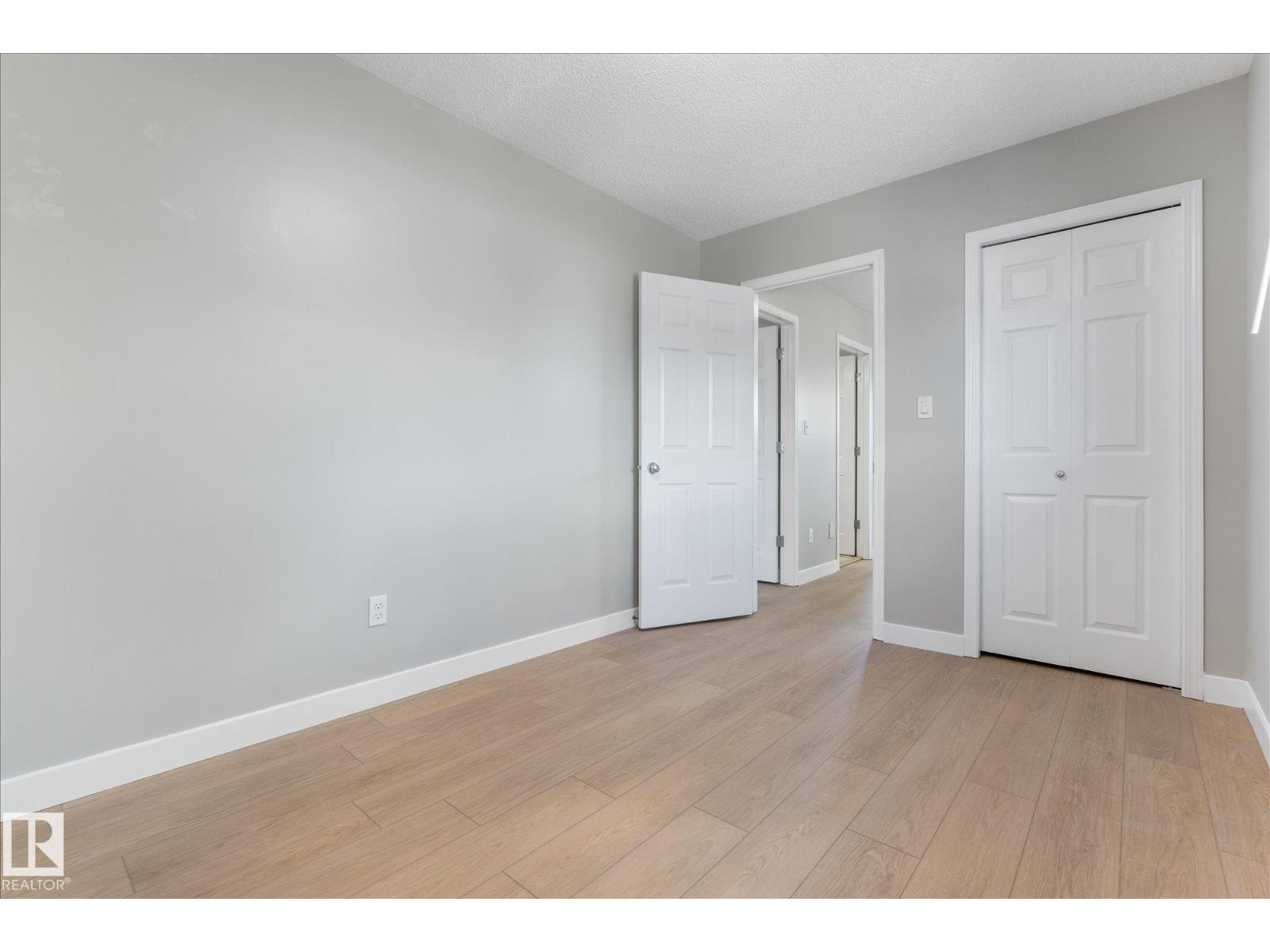 5540 163 AV NW - 27
