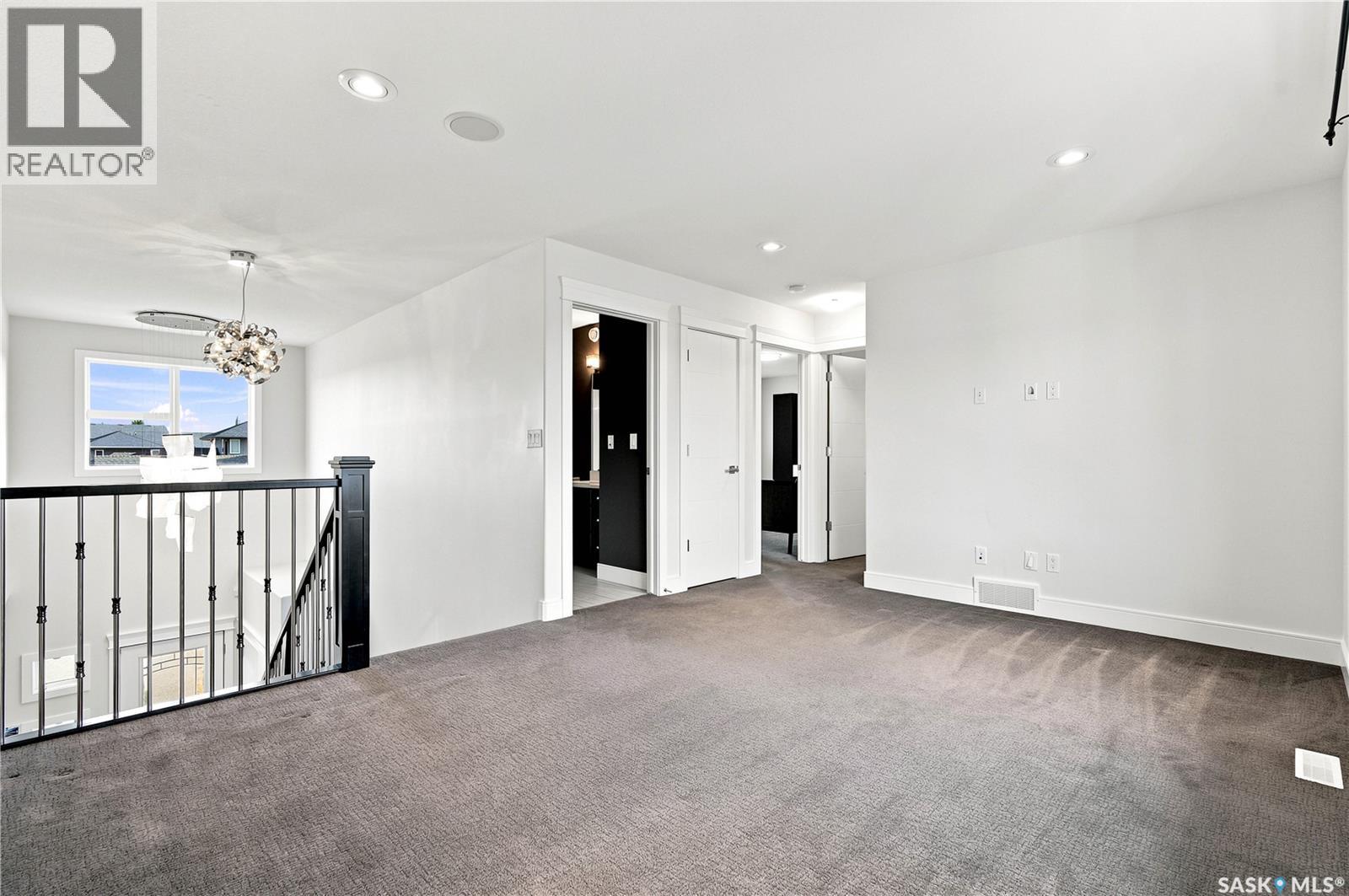 102 Teal CRESCENT - Image 30