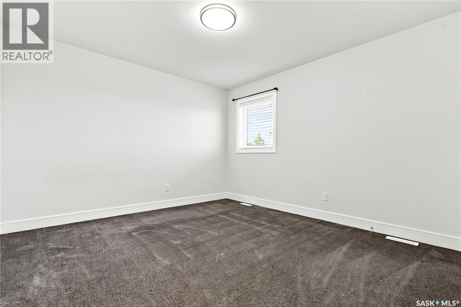 102 Teal CRESCENT - Image 33