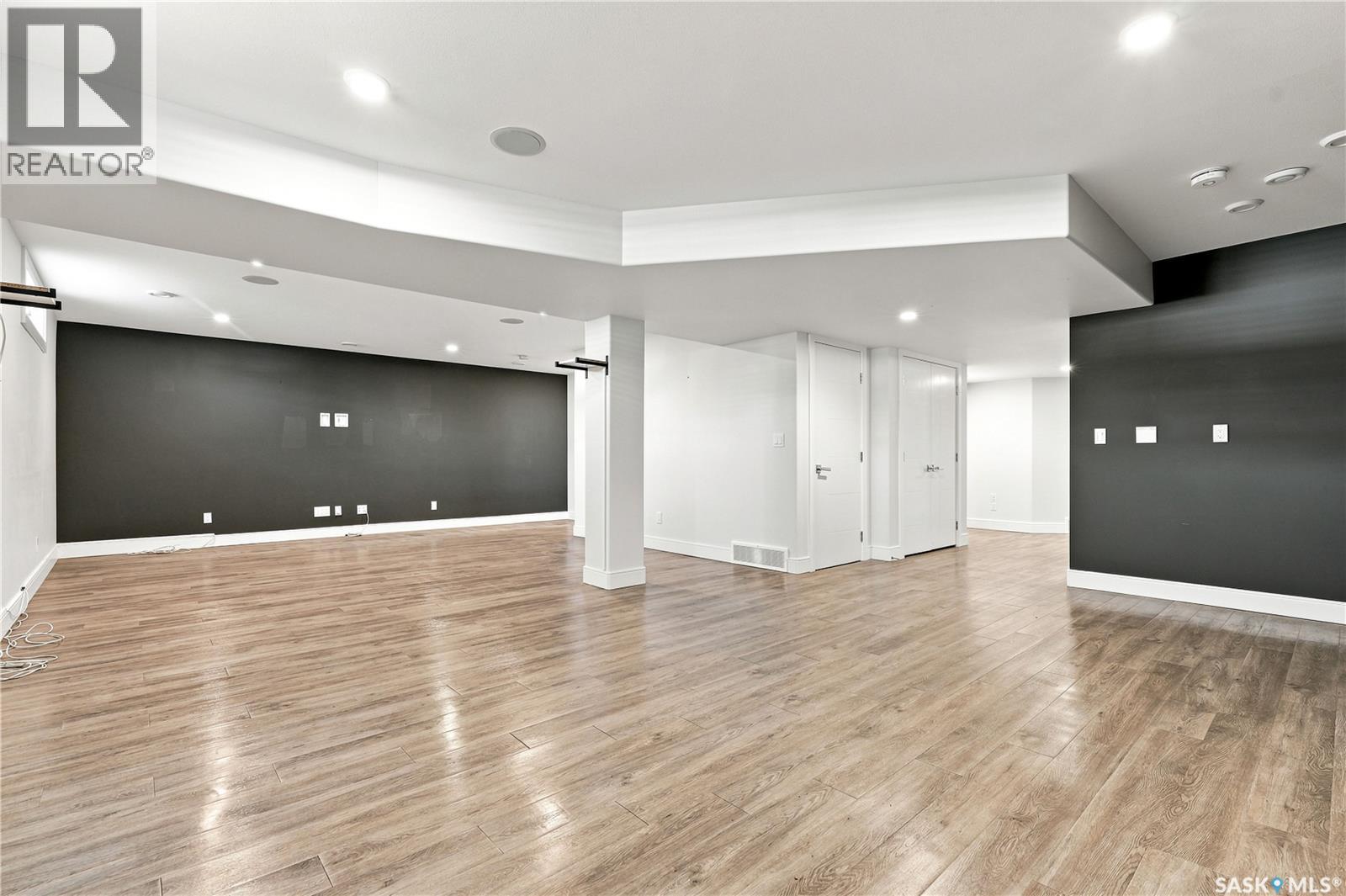 102 Teal CRESCENT - Image 43