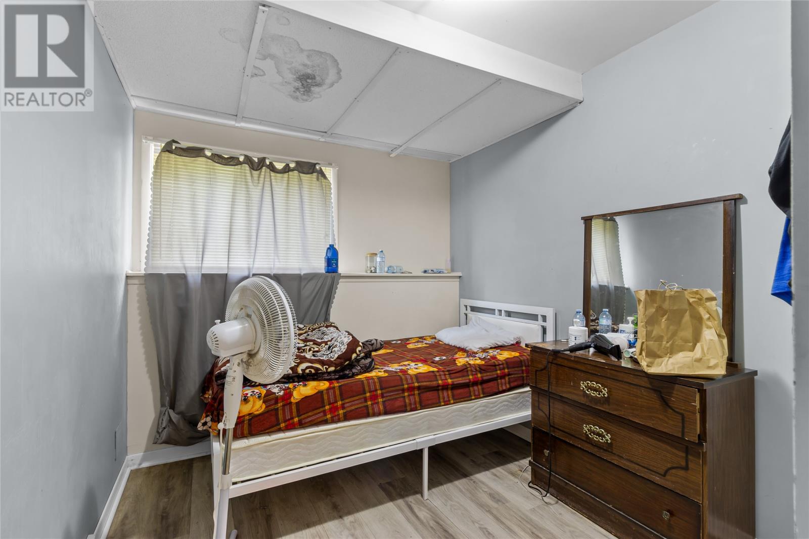 56 Frontenac Avenue - Image 24