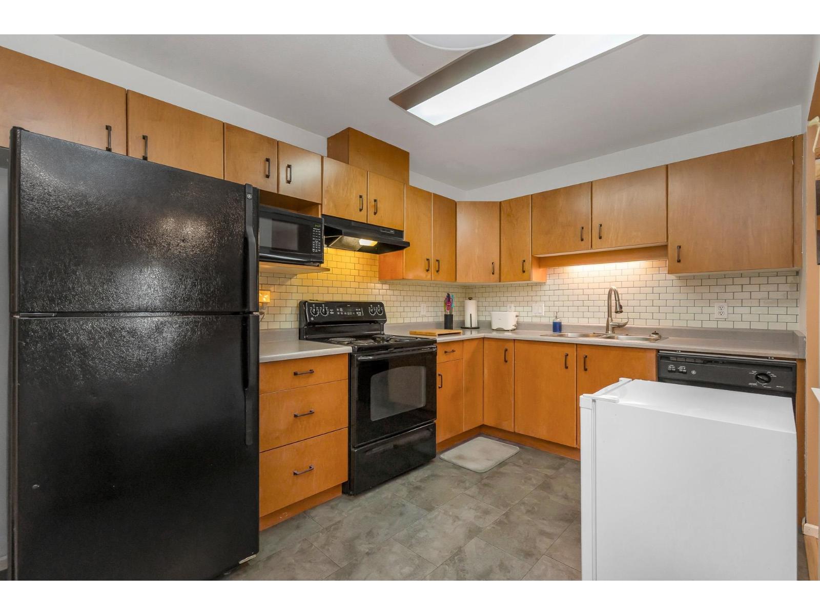 308 20239 MICHAUD CRESCENT, Langley
