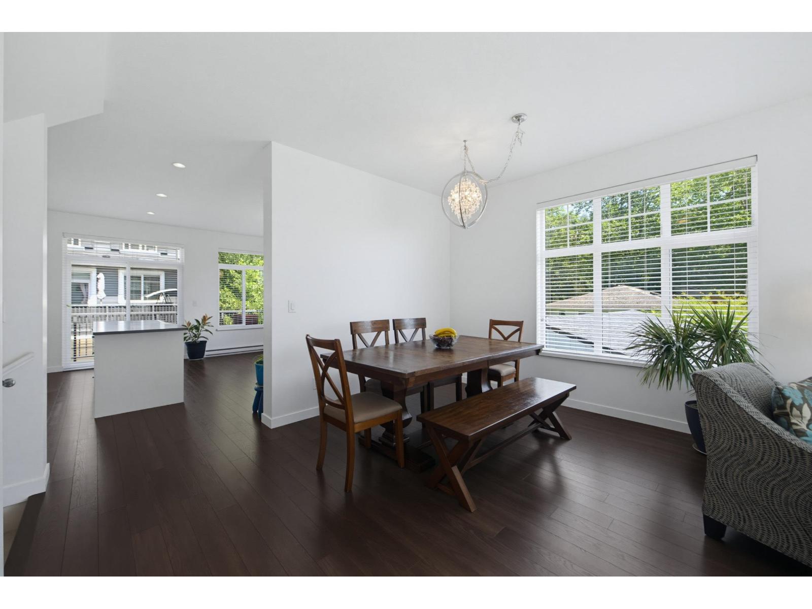 7 16357 15 AVENUE, Surrey