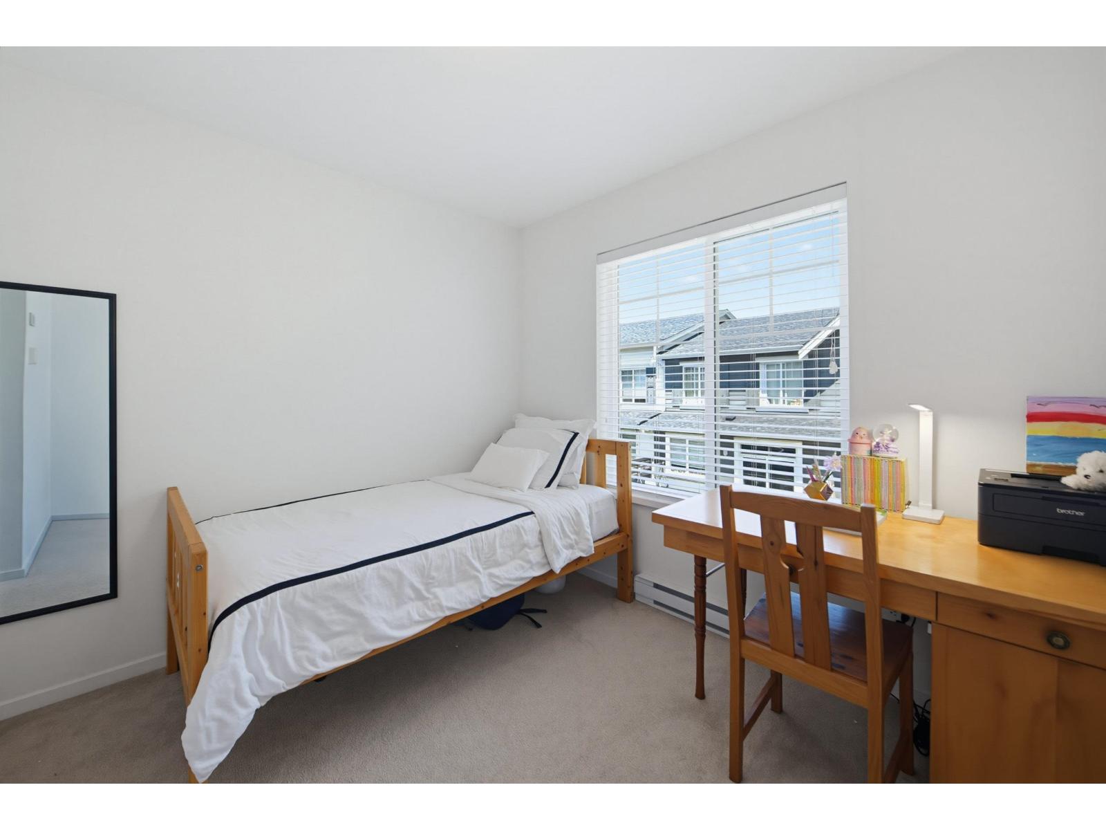 7 16357 15 AVENUE, Surrey