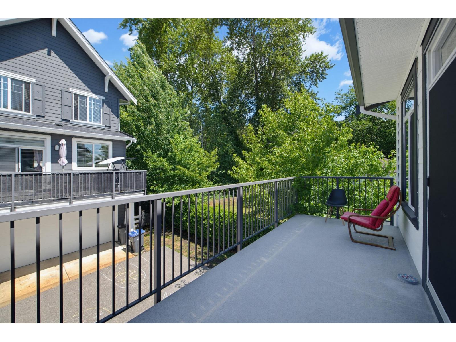 7 16357 15 AVENUE, Surrey