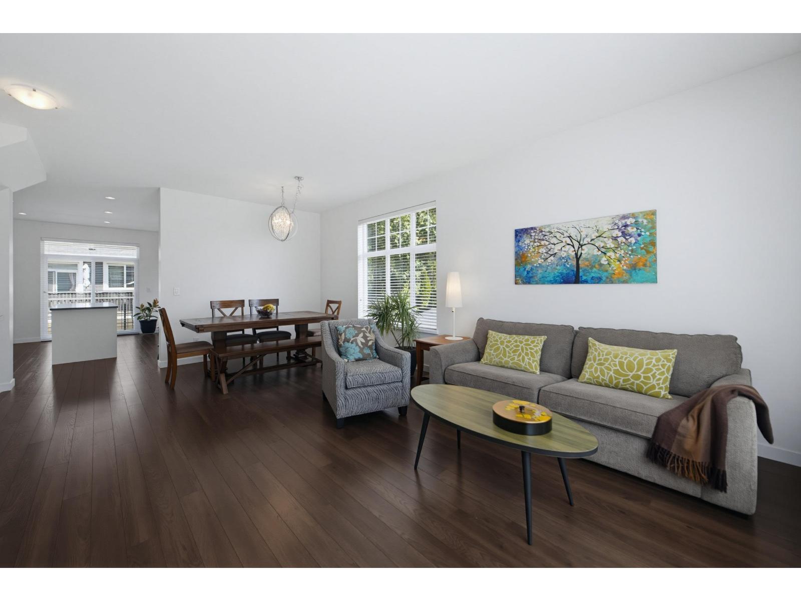 7 16357 15 AVENUE, Surrey
