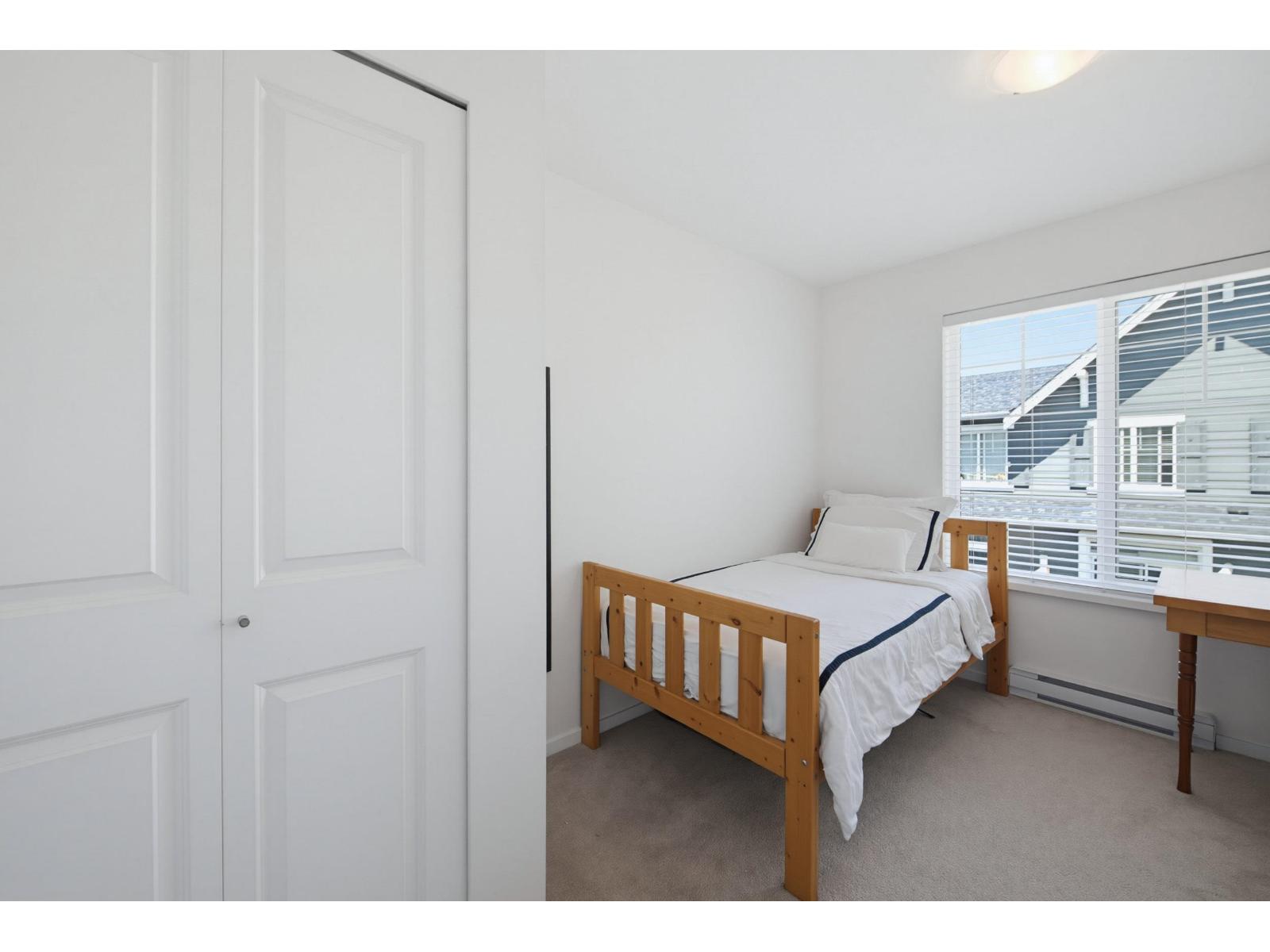 7 16357 15 AVENUE, Surrey