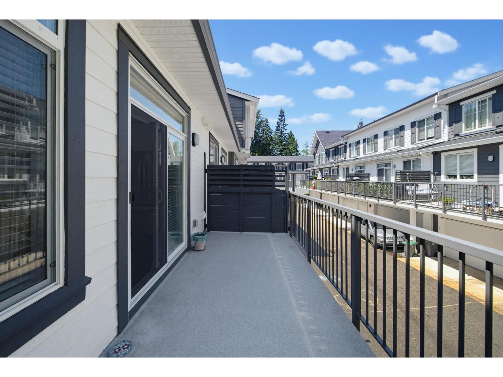 7 16357 15 AVENUE, Surrey