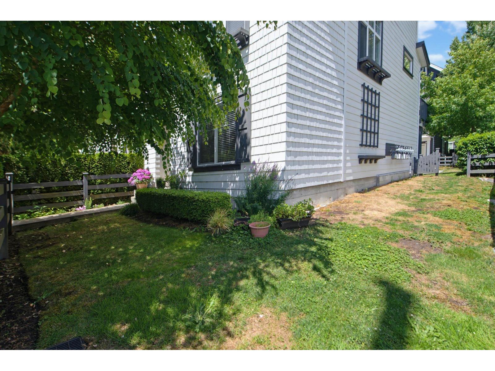 7 16357 15 AVENUE, Surrey