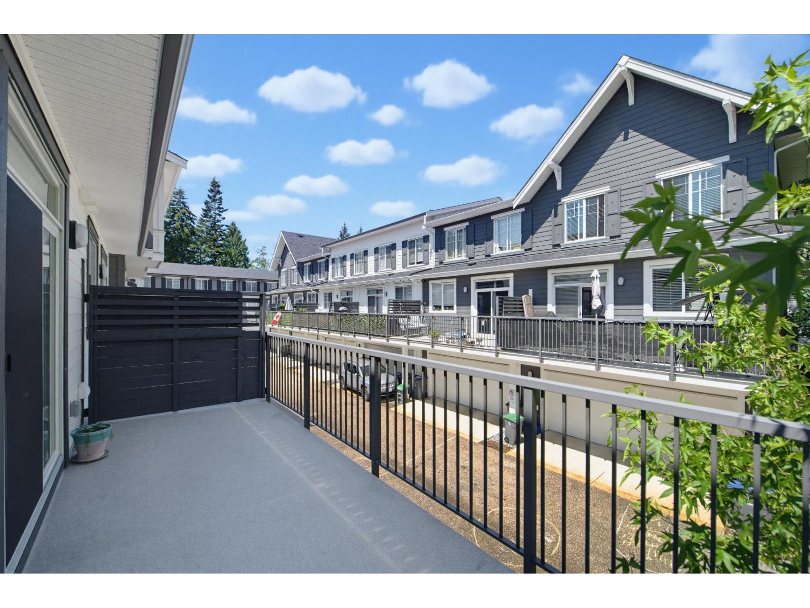 7 16357 15 AVENUE, Surrey