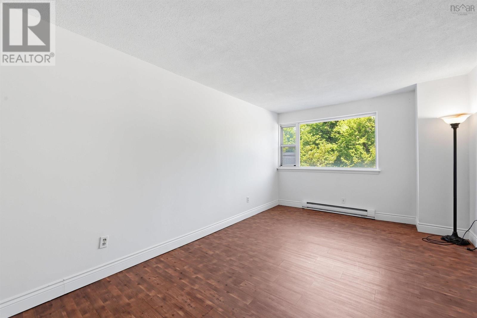 #210 5959 Spring Garden Road - 27