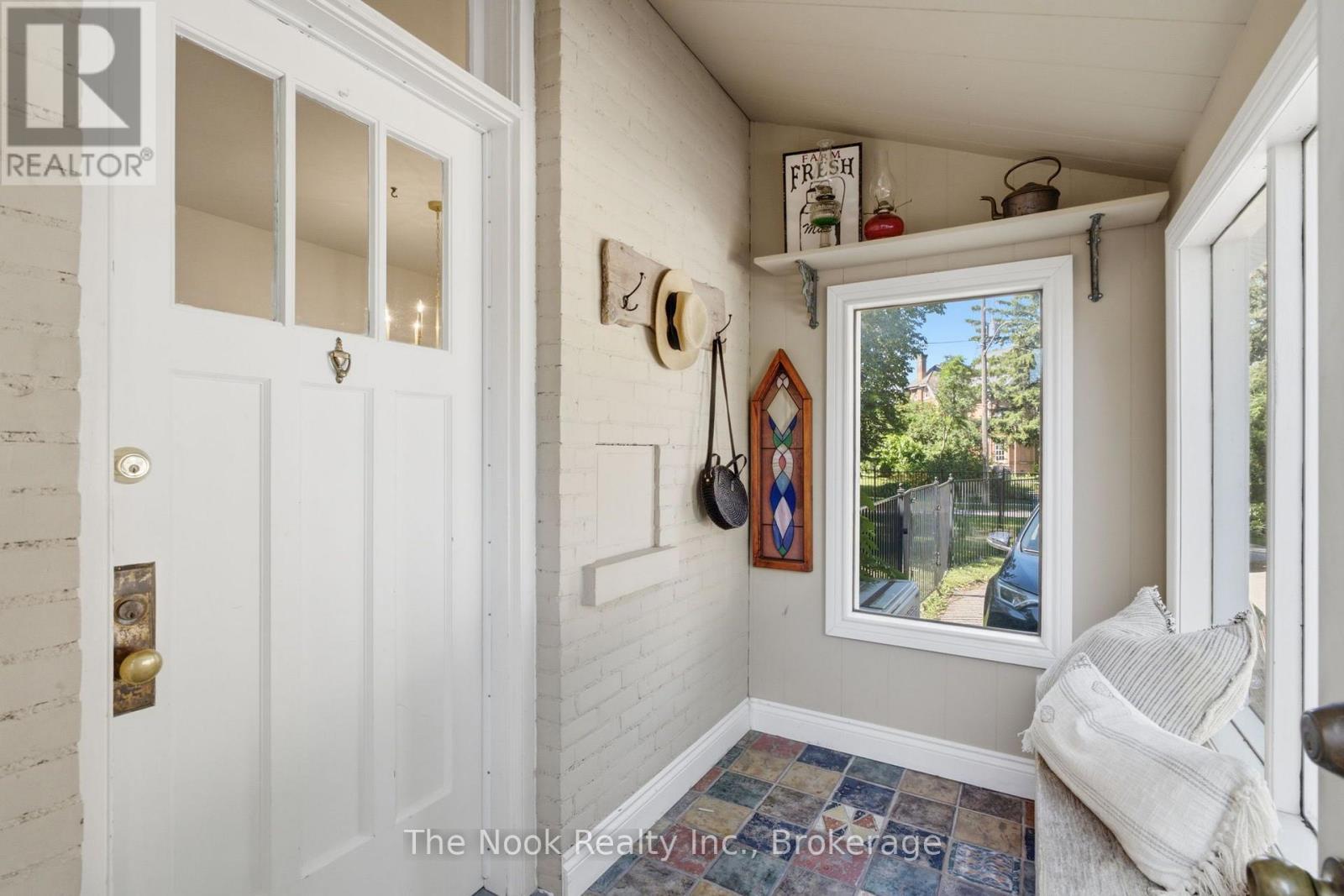 73 TEMPERANCE STREET - 28