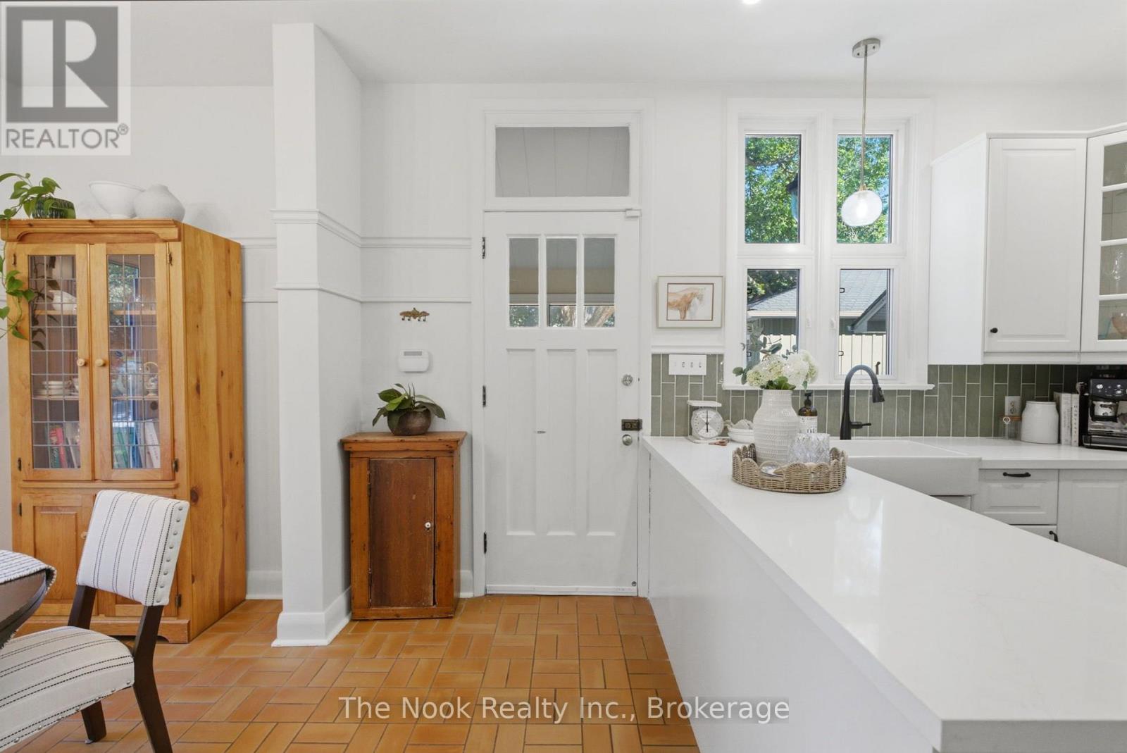 73 TEMPERANCE STREET - 27