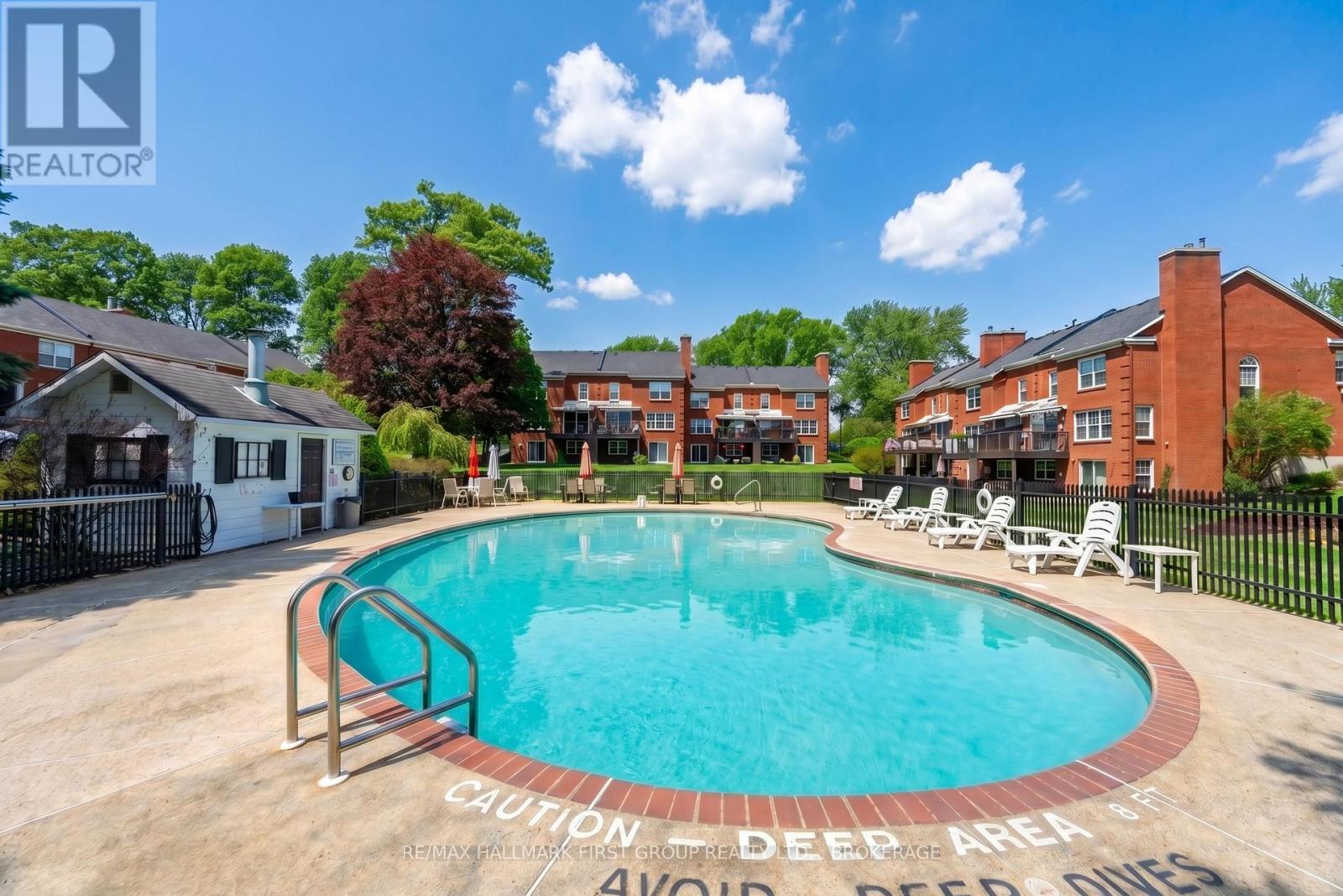15 COUNTRY CLUB PLACE - 3