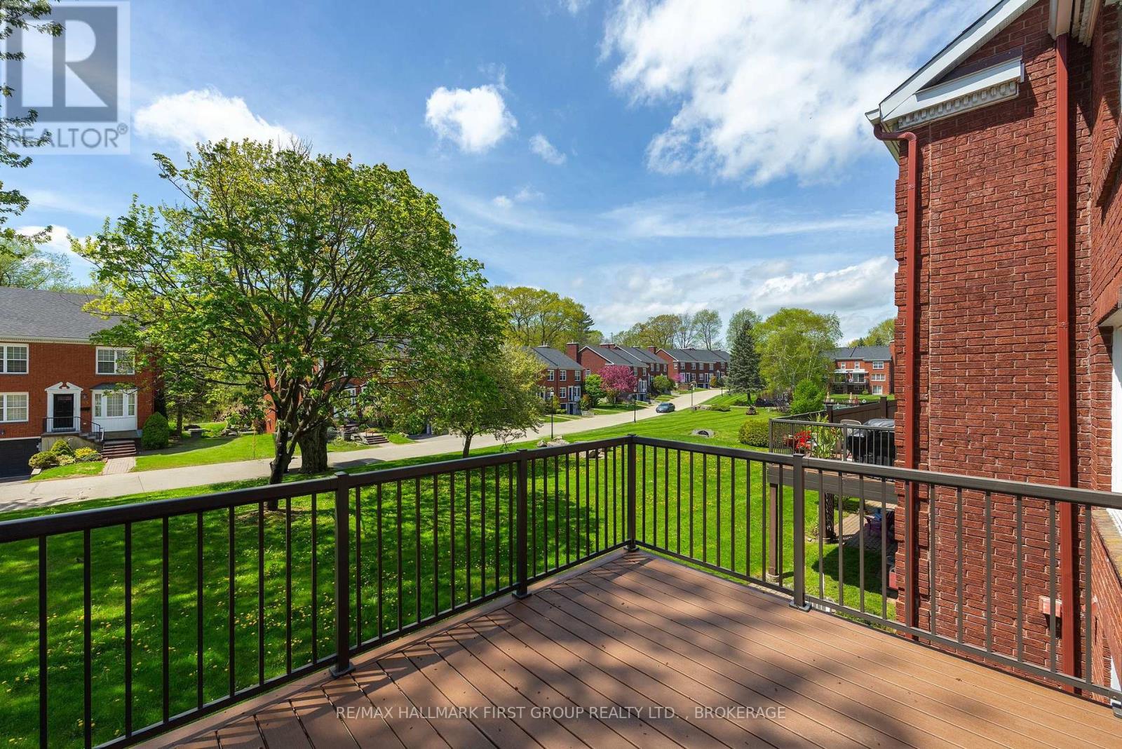 15 COUNTRY CLUB PLACE - 48