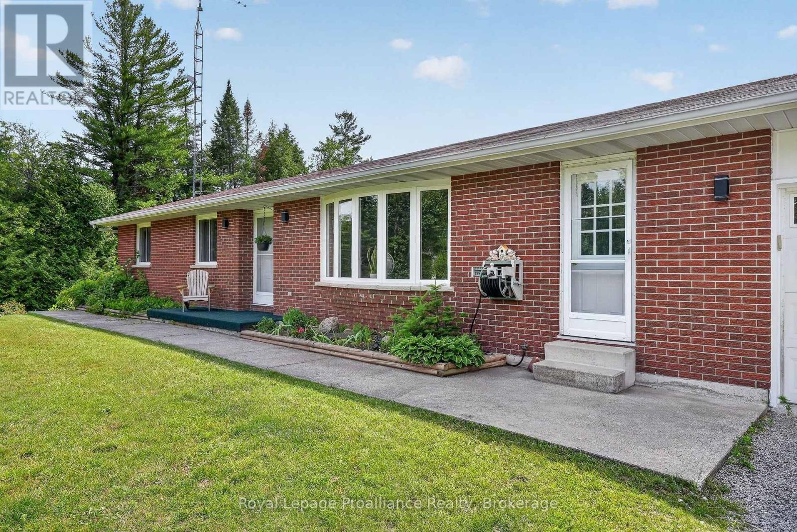 150 WOODLAND ROAD - 5
