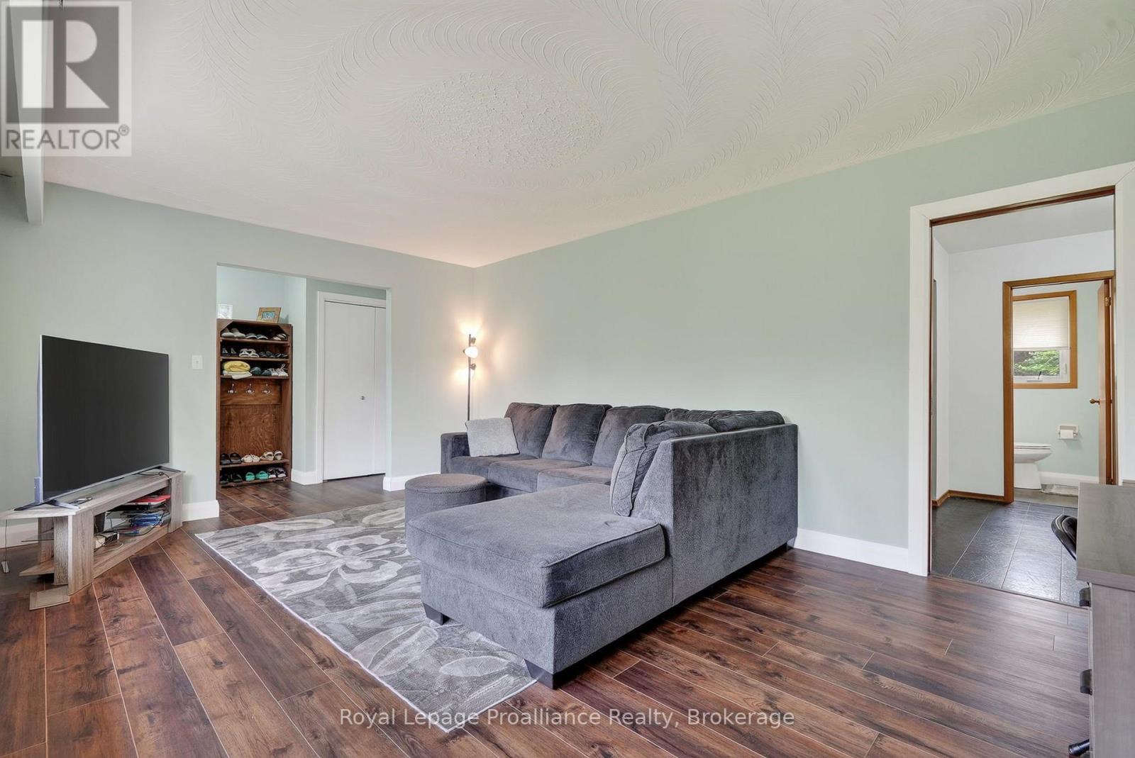 150 WOODLAND ROAD - 9