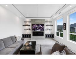 977 164 Street, Surrey, BC V4A4Y4 Photo 12