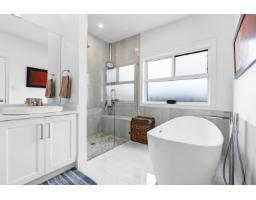 977 164 Street, Surrey, BC V4A4Y4 Photo 29