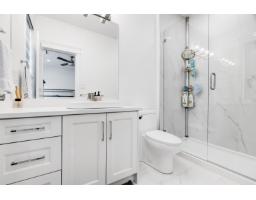 977 164 Street, Surrey, BC V4A4Y4 Photo 24