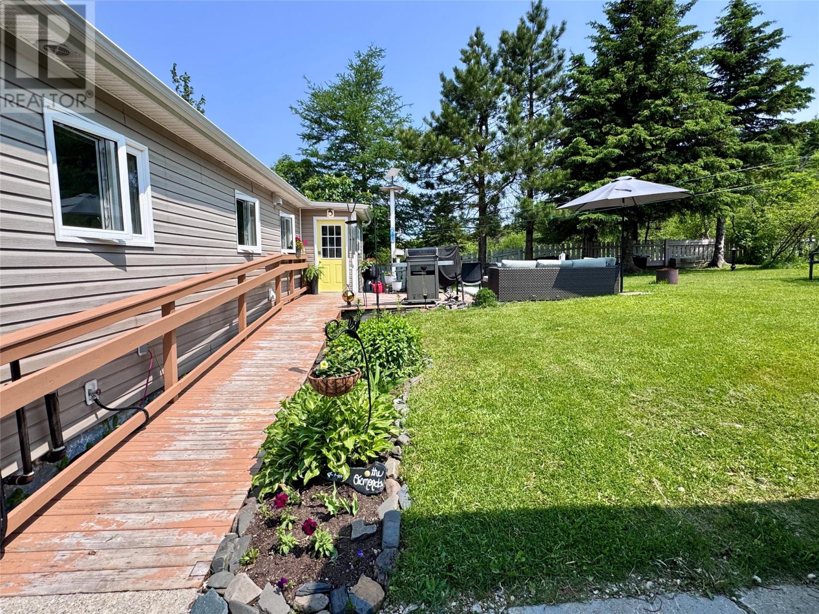 13 Strides Hill - Image 7