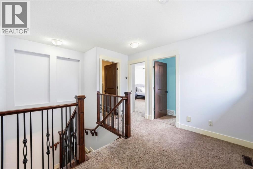 29 Winchester Crescent SW - 24