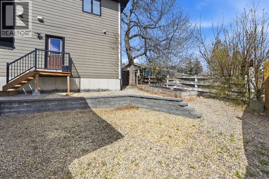 29 Winchester Crescent SW - 40