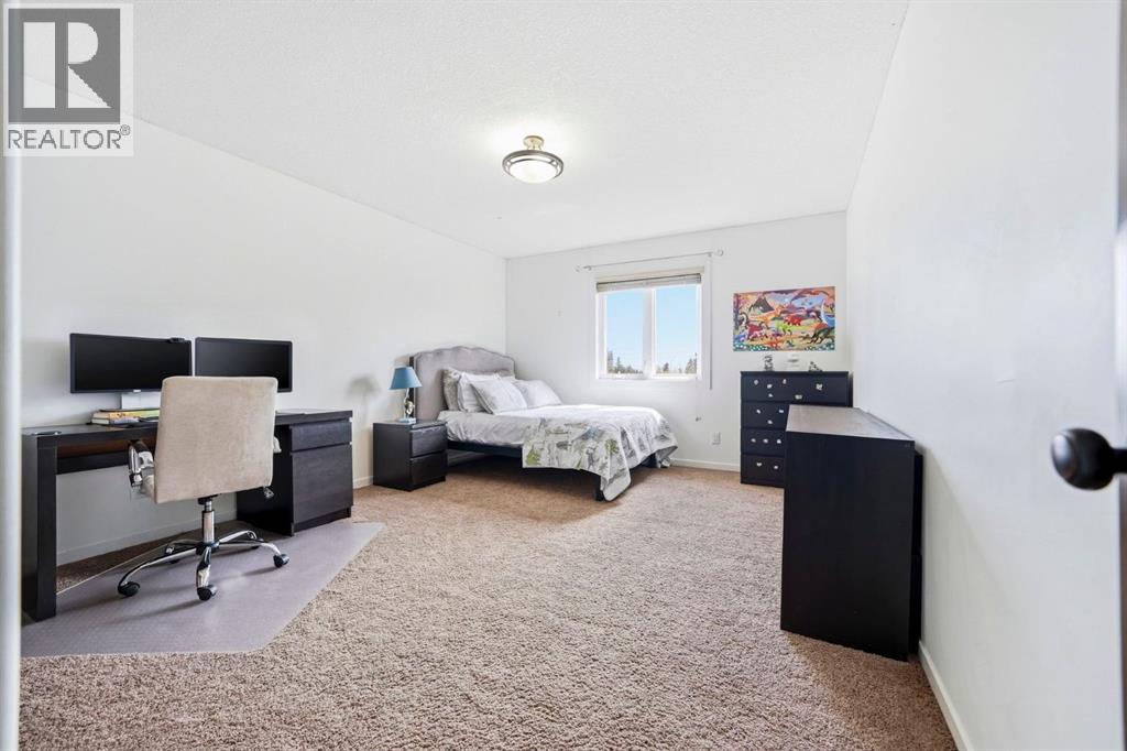 29 Winchester Crescent SW - 27