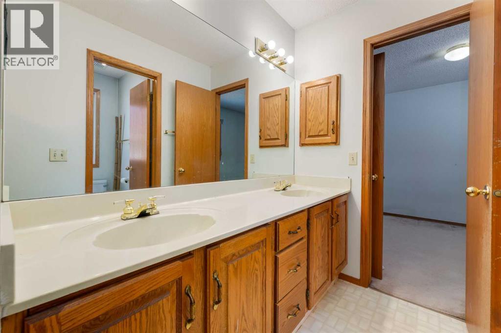 183 Edgevalley Circle NW - 27